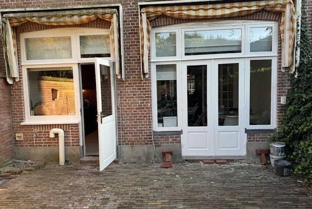 Buiten Schilderwerk in tuin